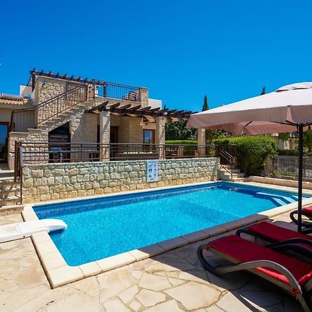 3 Bedroom Villa Madelini With Private Pool, Aphrodite Hills Resort Kouklia Eksteriør bilde