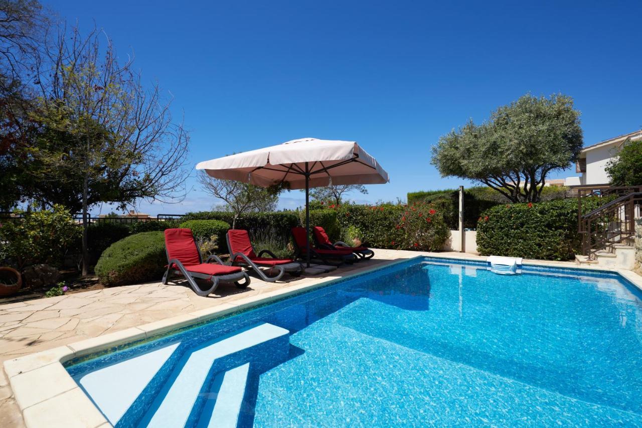 3 Bedroom Villa Madelini With Private Pool, Aphrodite Hills Resort Kouklia Eksteriør bilde
